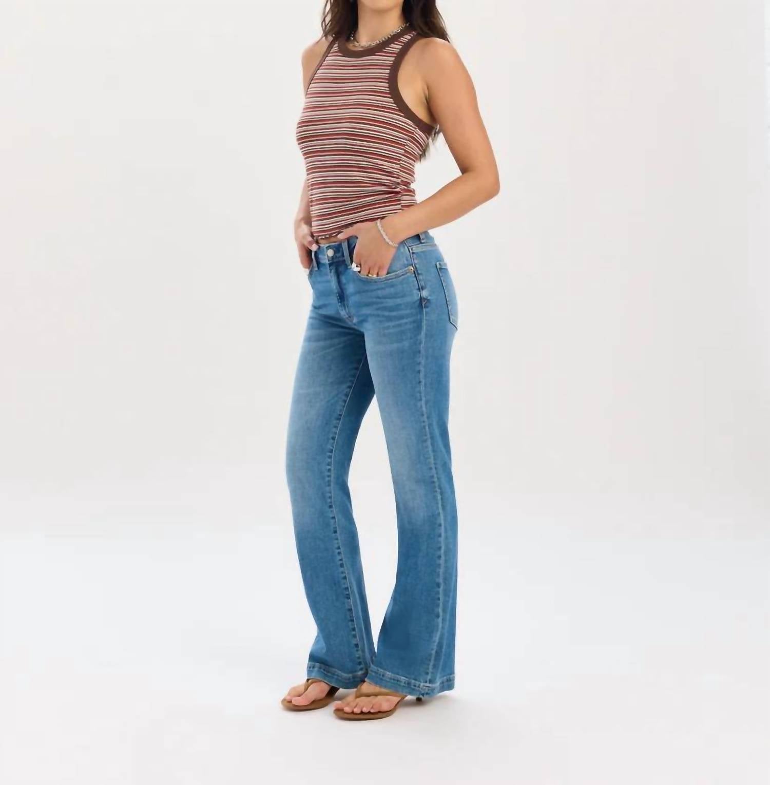 Daze - The Heart Breaker Mid Rise Flare Jean