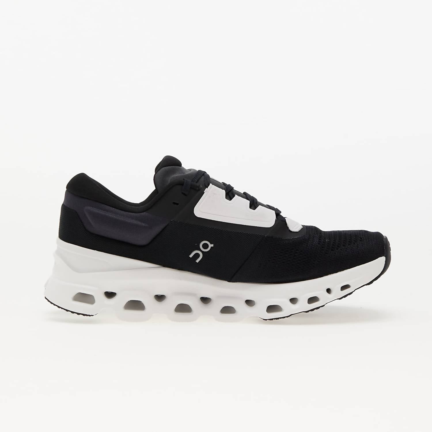 On - Women's Cloudstratus 3 Sneakers