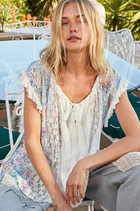 Pol - Lace and Floral Knit Top