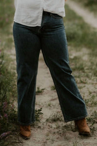 Just Black Denim - High Rise Retro Straight Jean