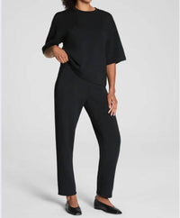 Spanx - Airessential Slim Straight Pant