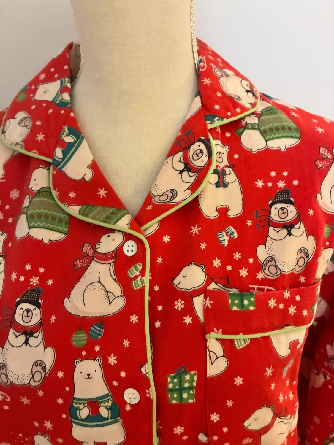 The Mahogany Store - Women's Flannel Pajama Set