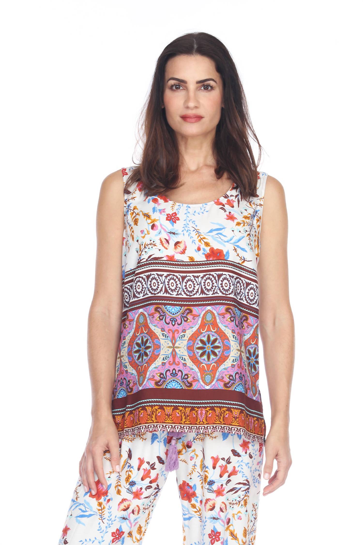 Paparazzi - Rayon Border Print Scoop Neck Tank Top
