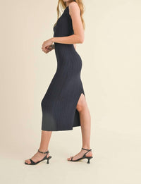 Miou Muse - Rib Knit Sleeveless Midi Dress