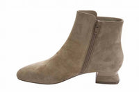 Vaneli - Women’s Pensee Boots