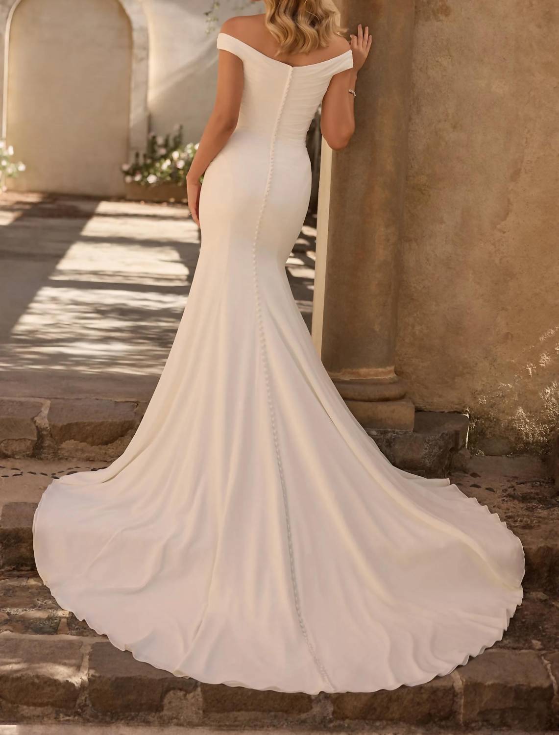 Sophia Tolli - Soft Chiffon Bridal Wedding Gown
