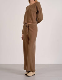 Elan - Pocket Front Sweater