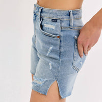 Cello - Mid Rise Midi Short With Side Slit