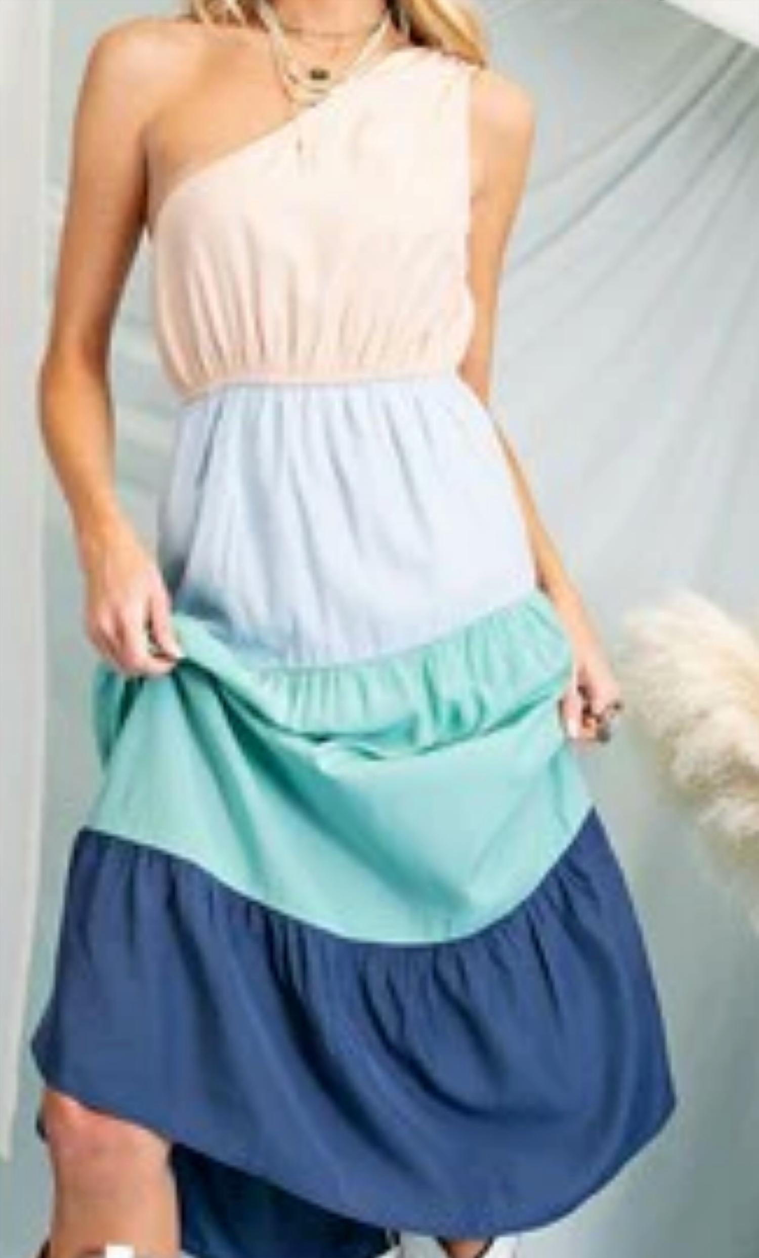 143 Story - Solid Color Block Asymmetrical One Side Open Shoulder Dress