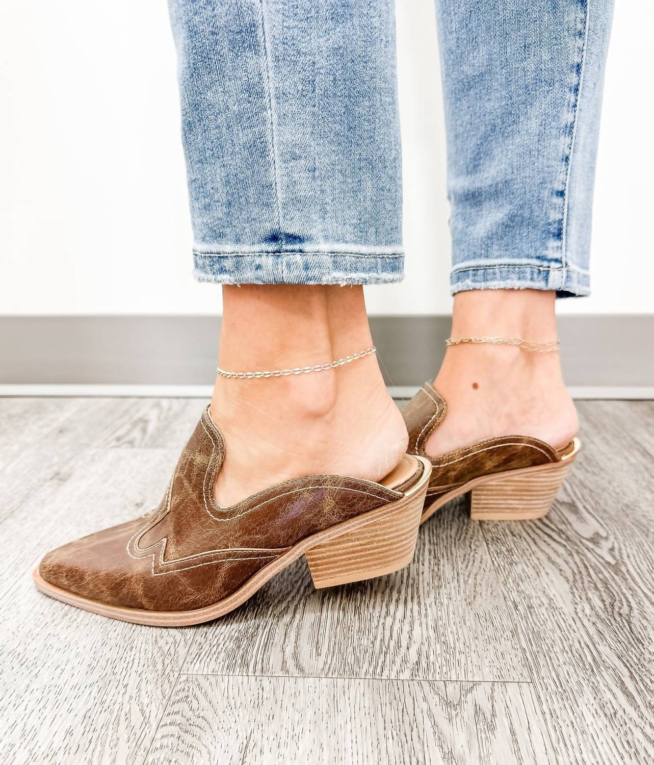 Corkys Footwear - Women's Saloon Western Slide Mules