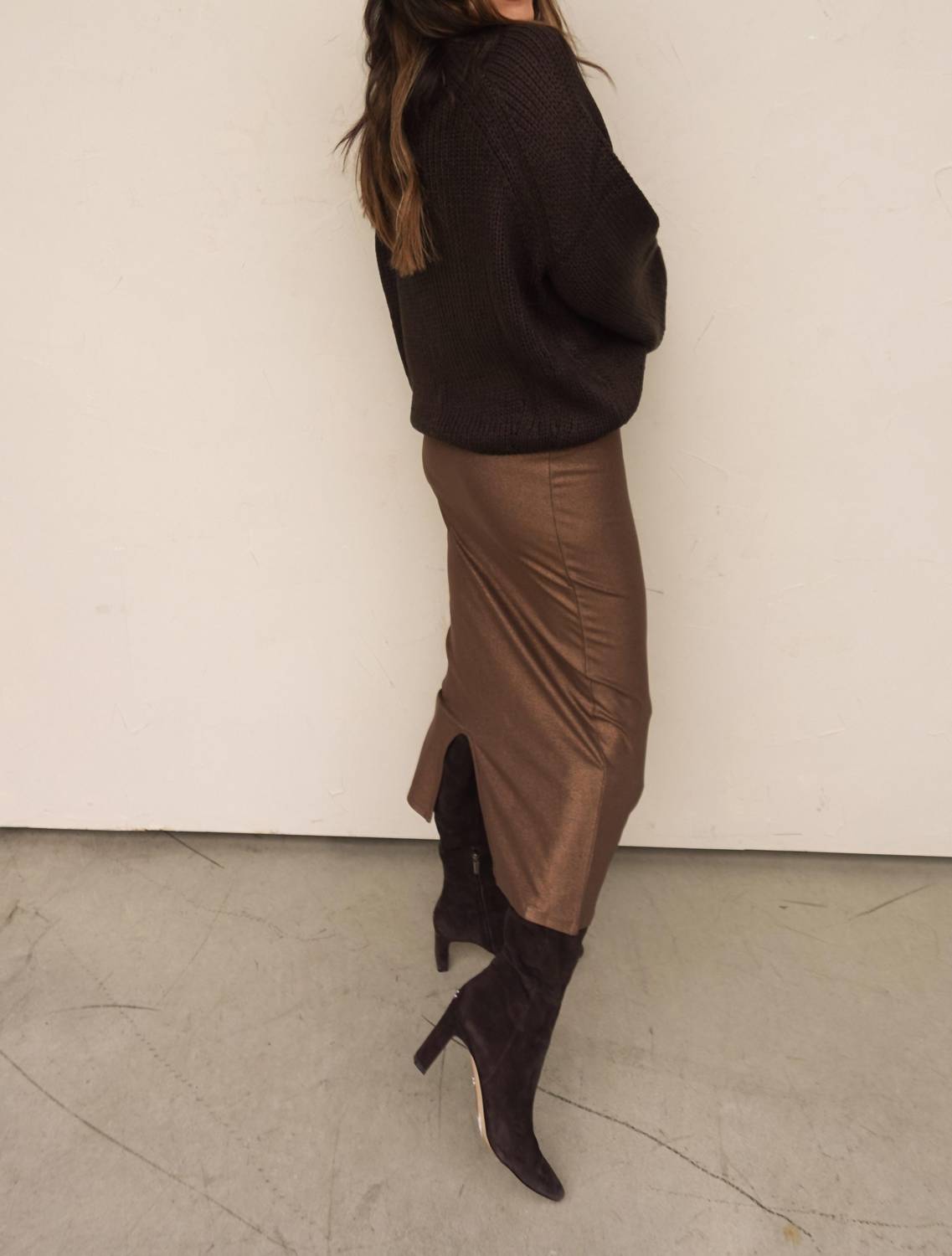 Amylynn - Ribbed Midi Skirt