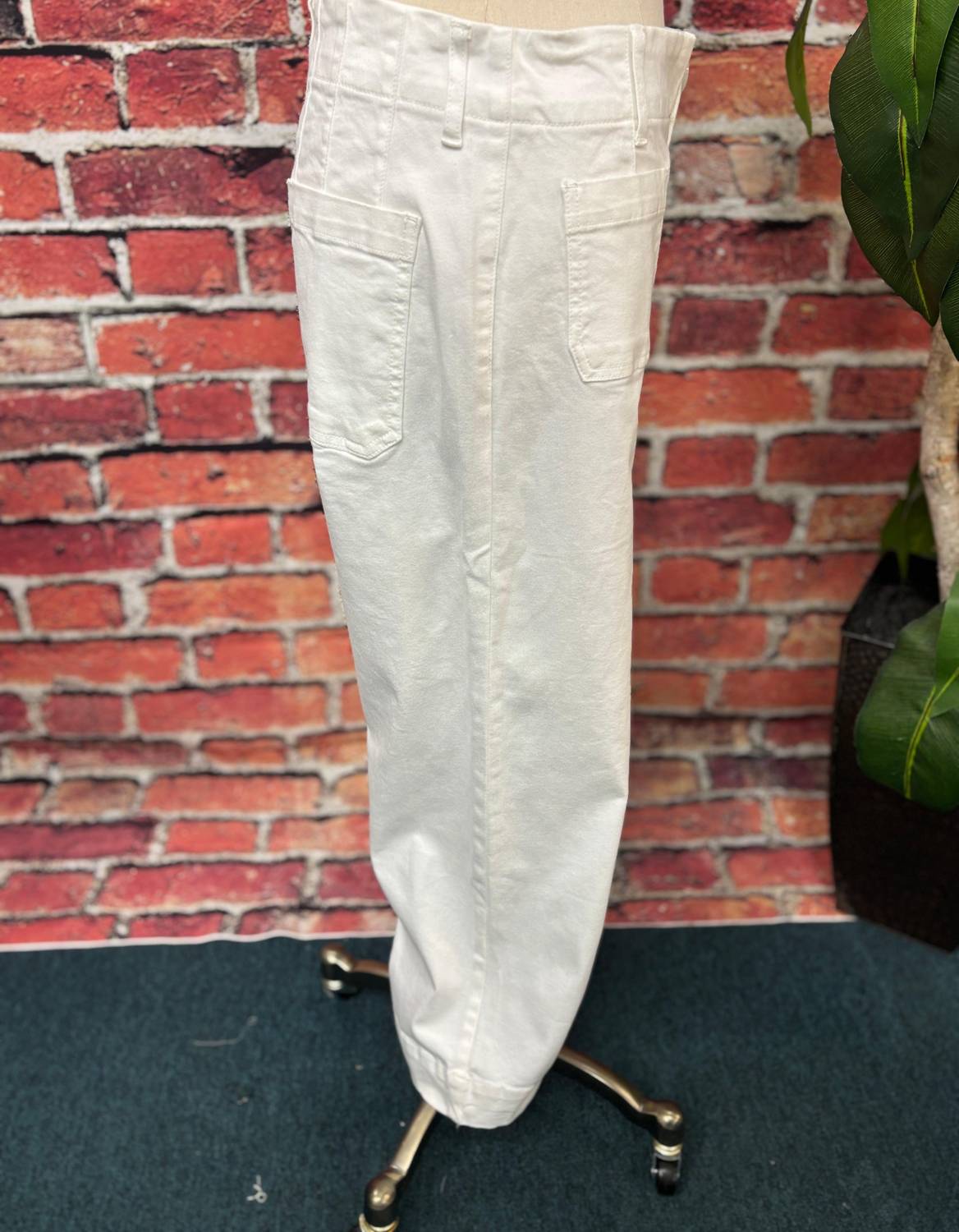 Renuar Harbor Wide-leg Crop Pants in bleached - women's pants - view 6