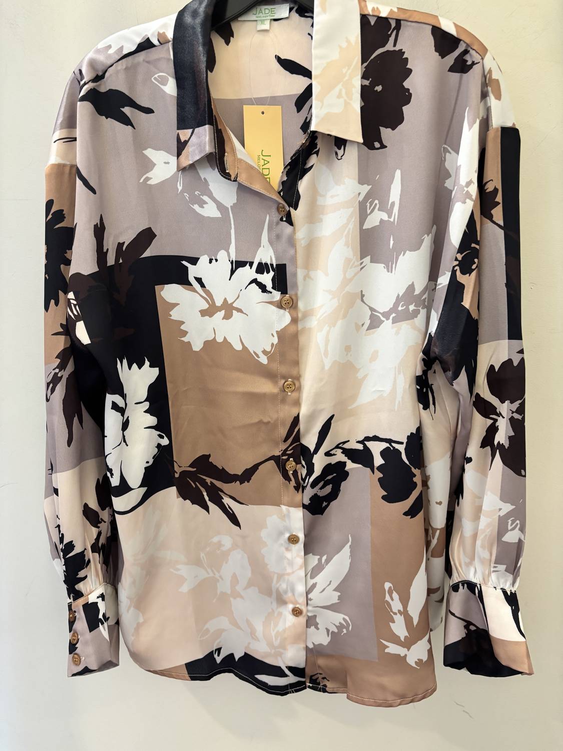 Jade - Floral Button-Front Blouse