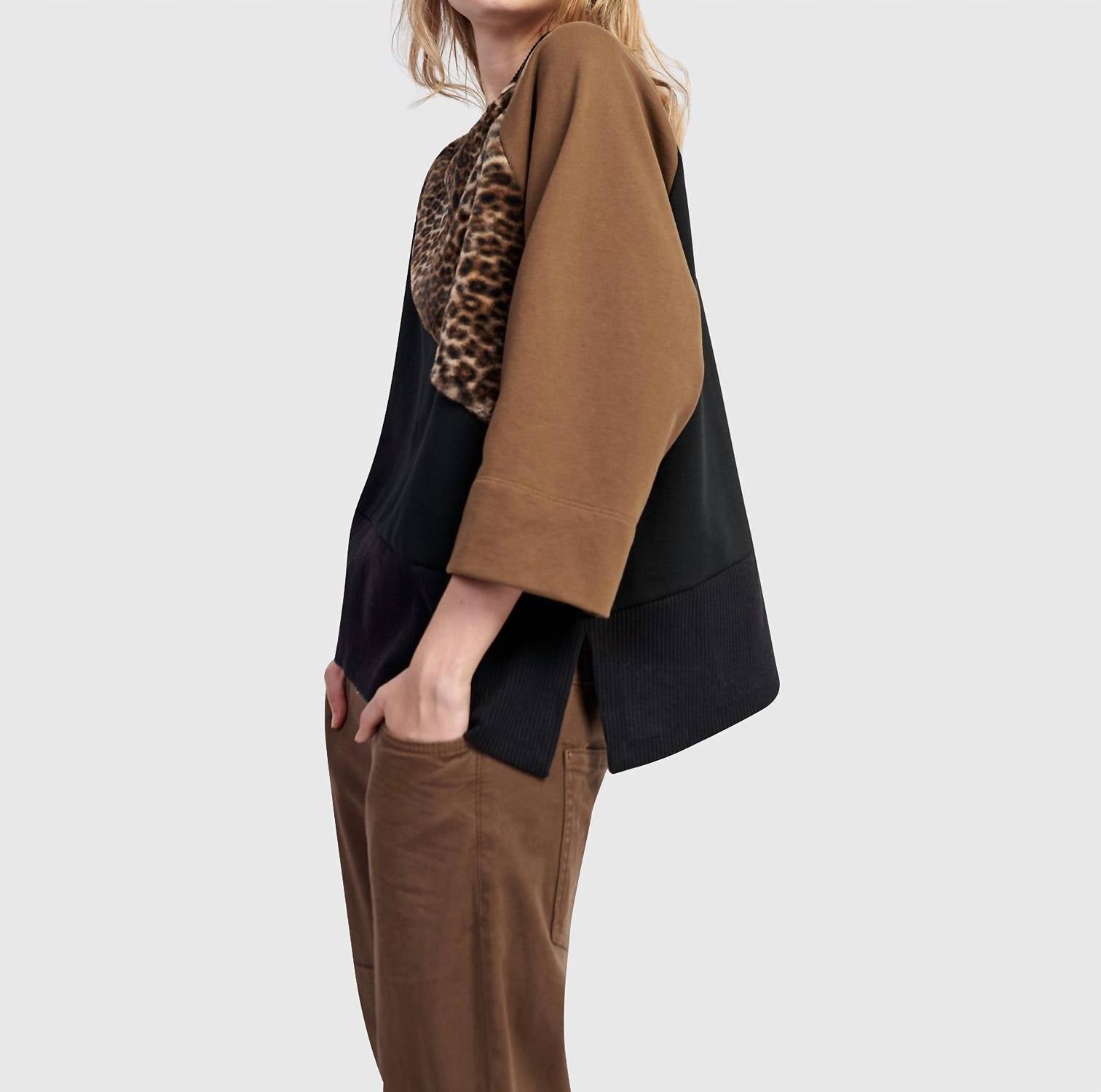 Alembika - Urban Wildling Crewneck Top