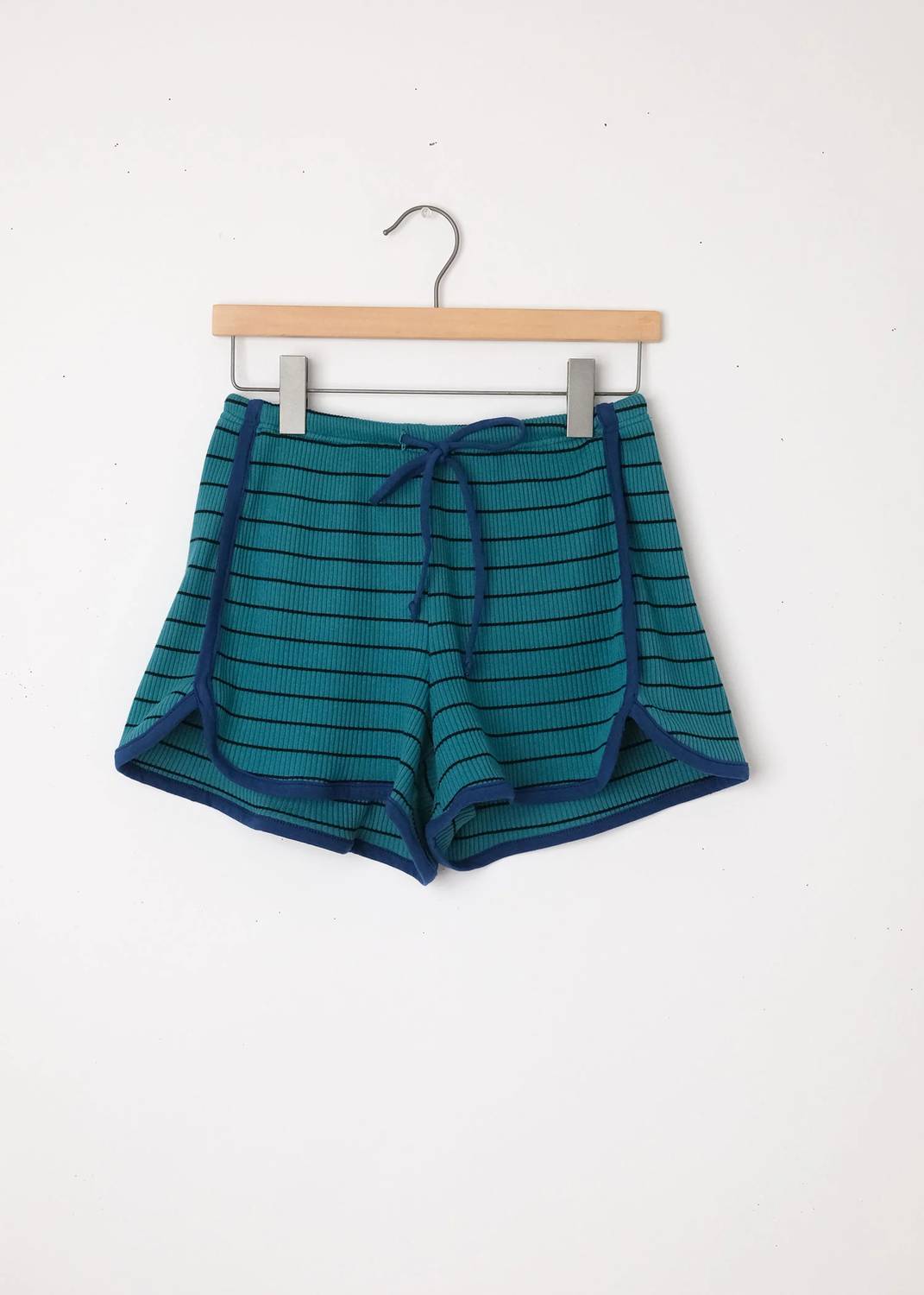 Sundry - Women's 70’s Dolphin Shorts