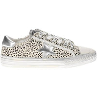 Vintage Havana Women's Alive Low Top Sneaker in cheetah print - women's sneaker - detail view