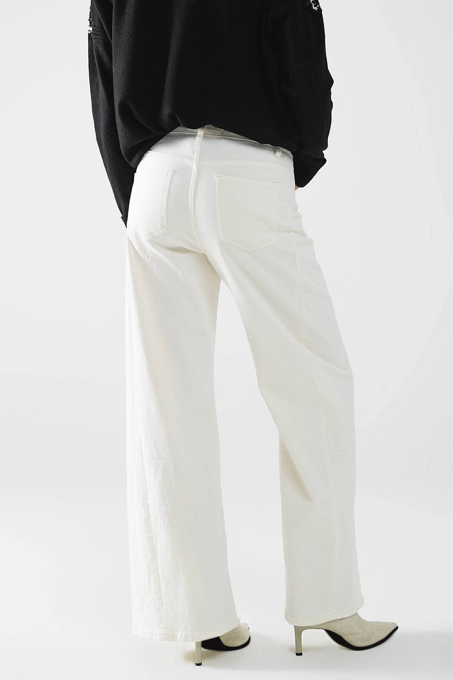 Q2 - Extra Wide Leg Trousers