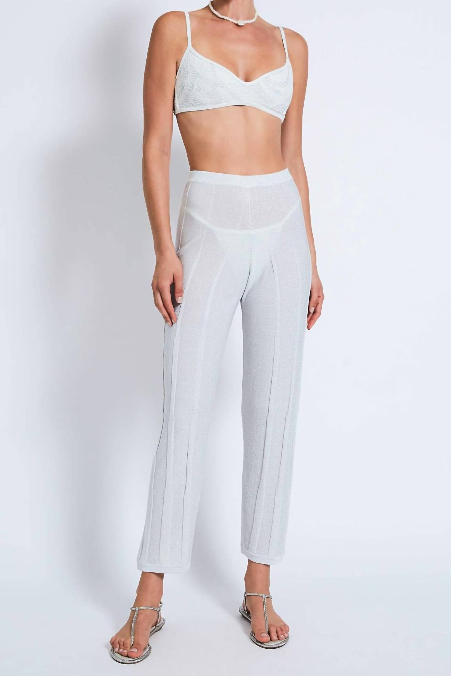 Devon Windsor - Sadie Pant
