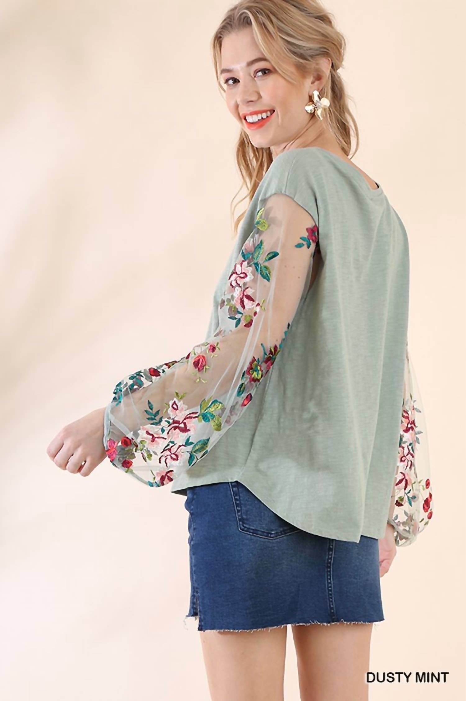 Umgee - Floral Embroidered Top