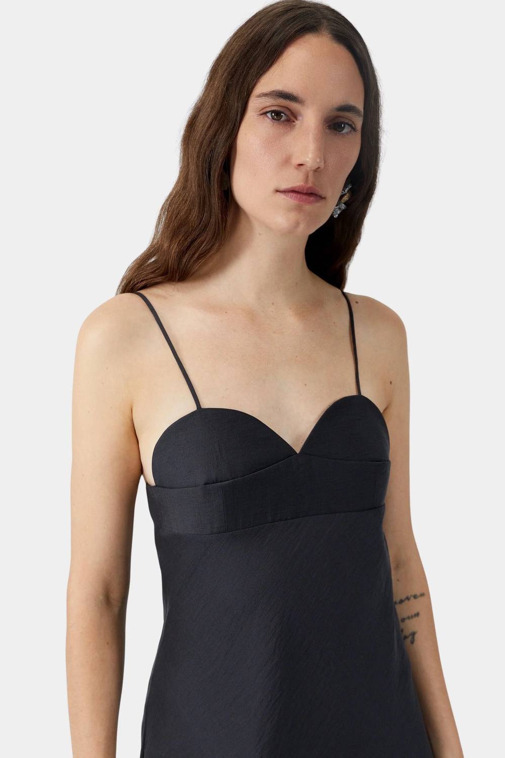 Cordera - Heart Shaped Midi Dress