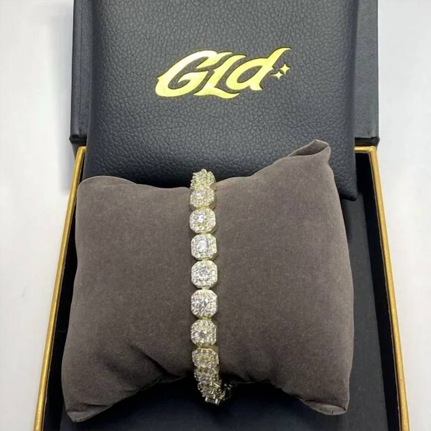 Gld - Iced 8.5mm Cubic Zirconia 9" Clustered Tennis Bracelet