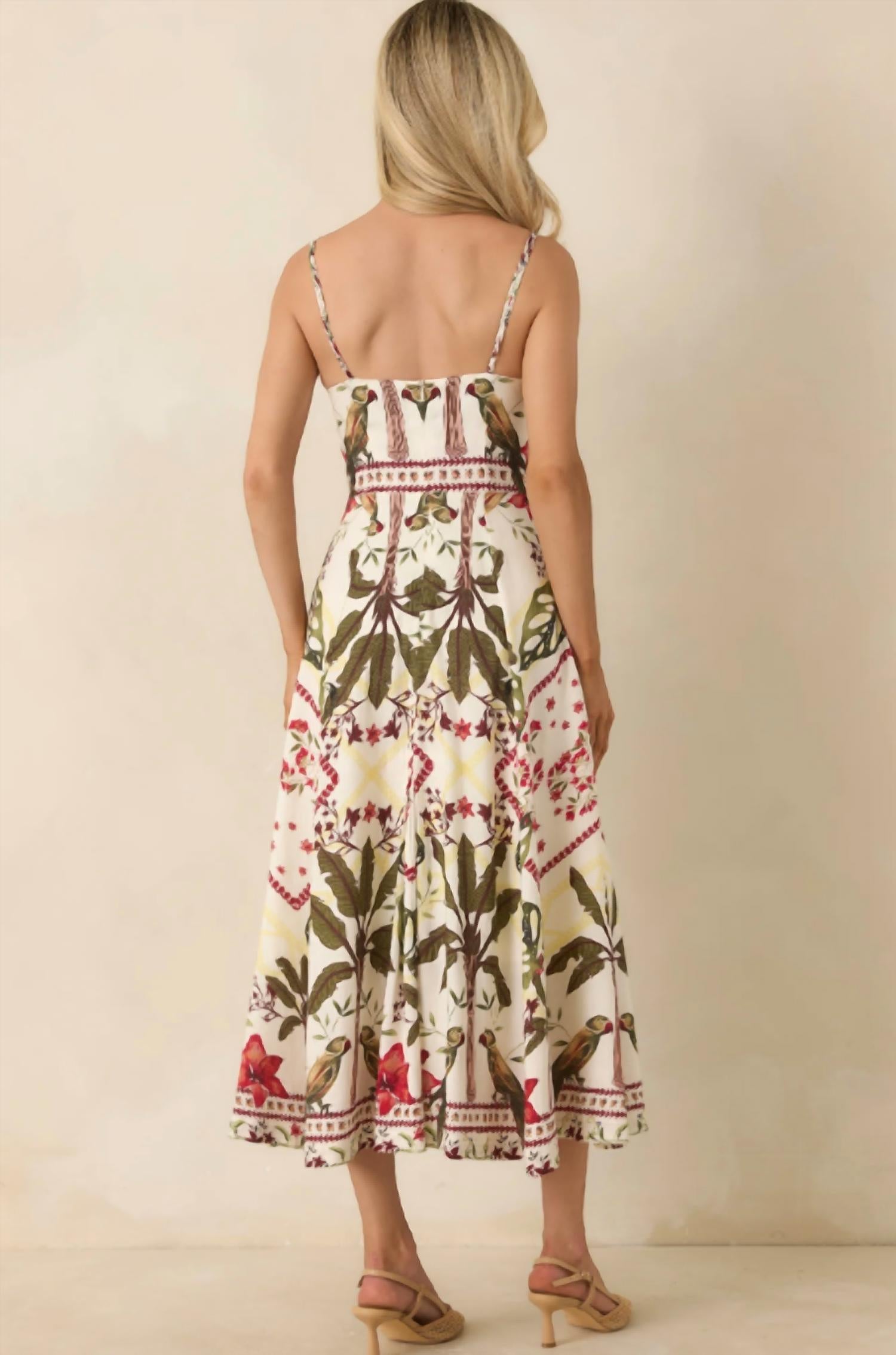 Aylaya - Luna V-neckline Maxi Dress