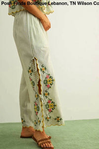 Miou Muse - Women's Floral Embroidery With Striped Pants
