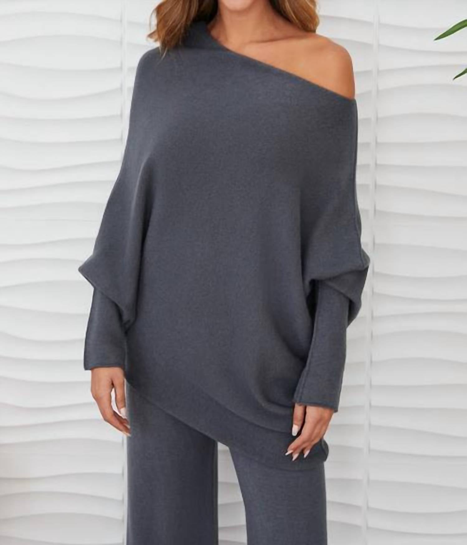 Milio Milano - Asymmetrical Long Sleeve Sweater