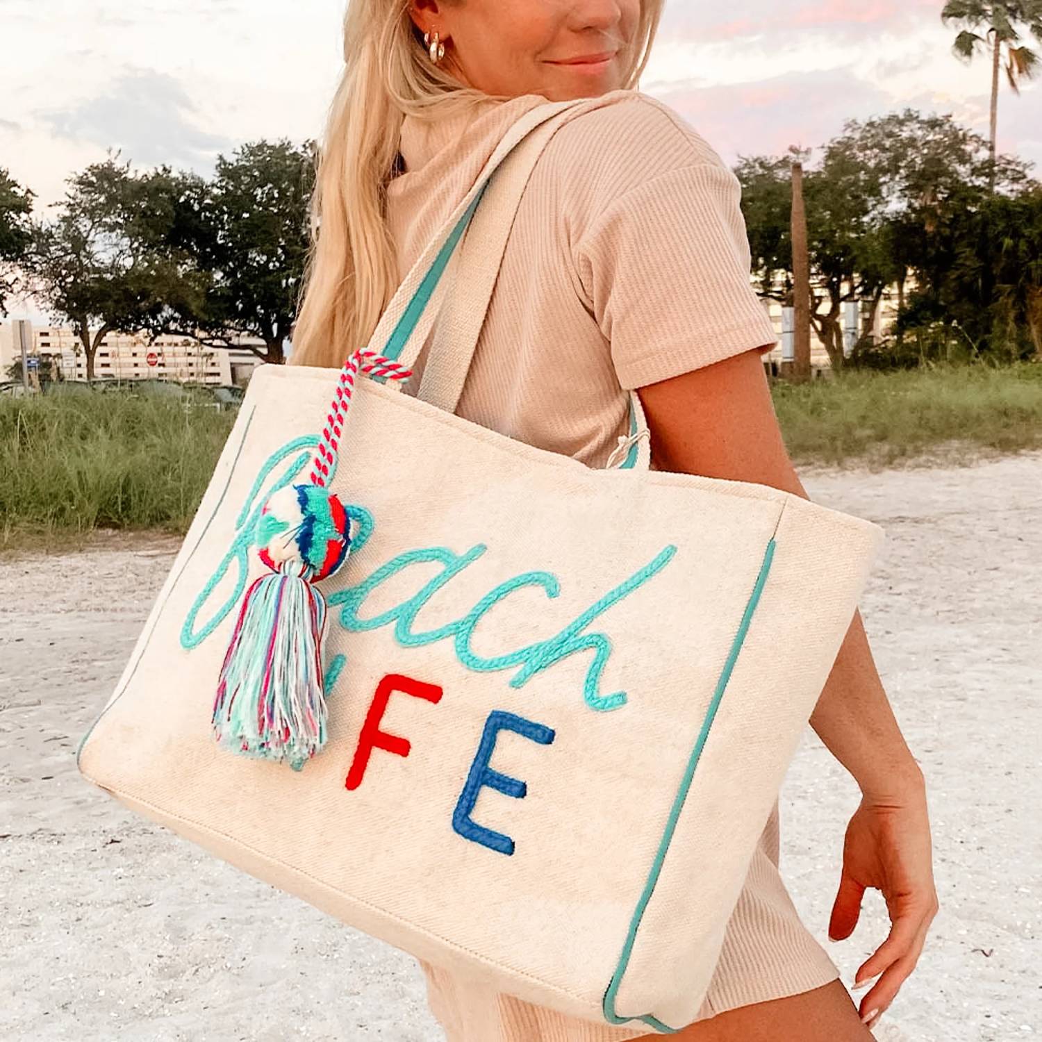 Katydid - Women's Beach Bag