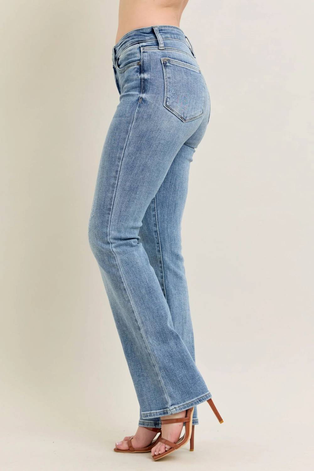 Judy Blue - Mid Rise Bootcut Jeans