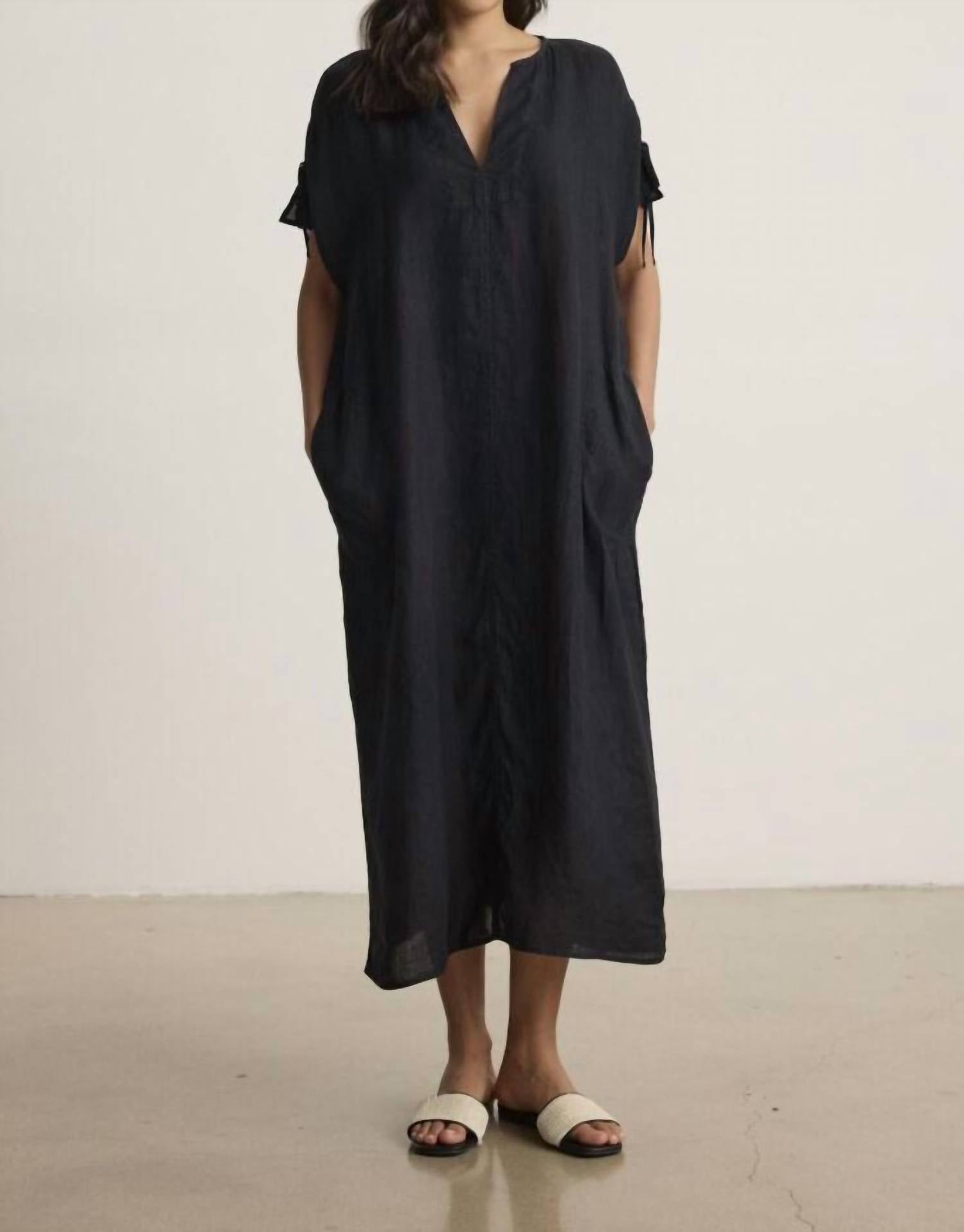 Velvet By Graham & Spencer - Maeve Midi Dress