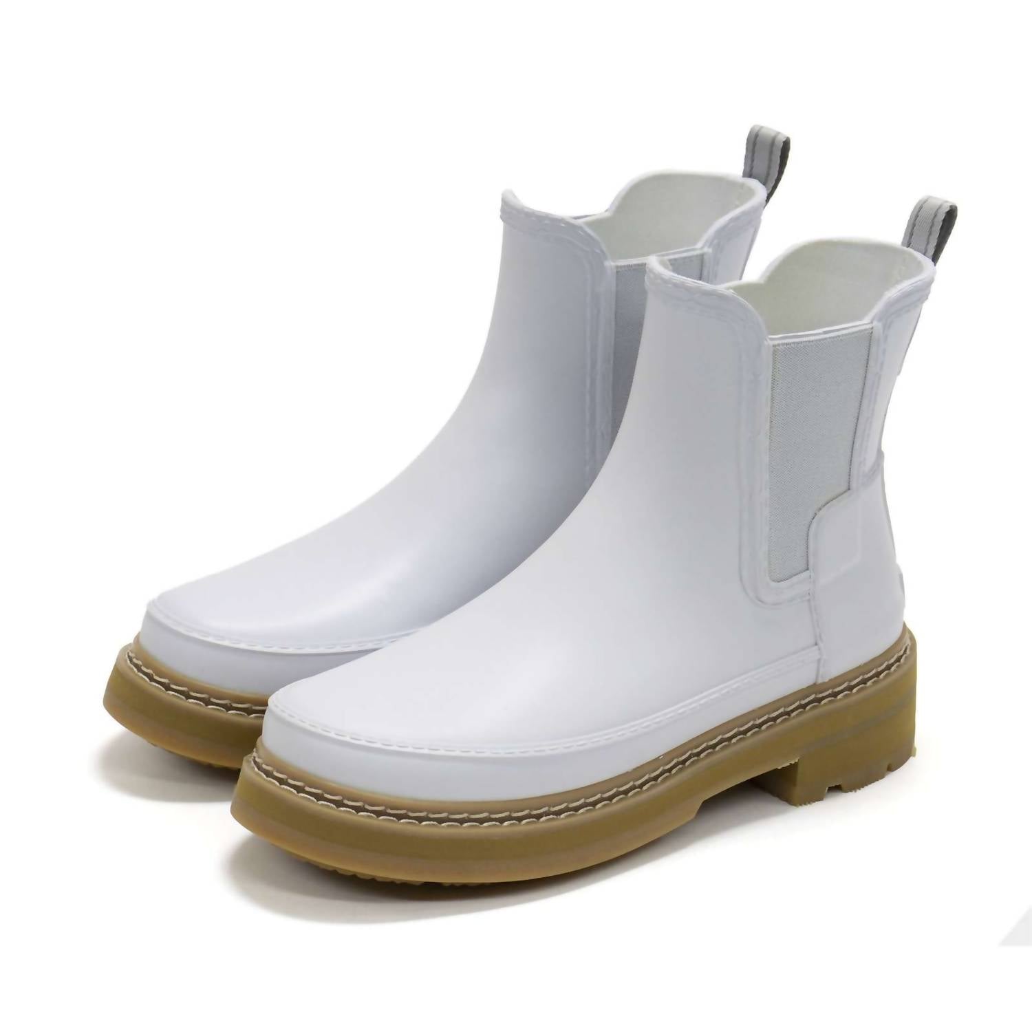 HUNTER Women's Refined Stitch Detail Slim Fit Chelsea Boots in spurrey - women's shoe