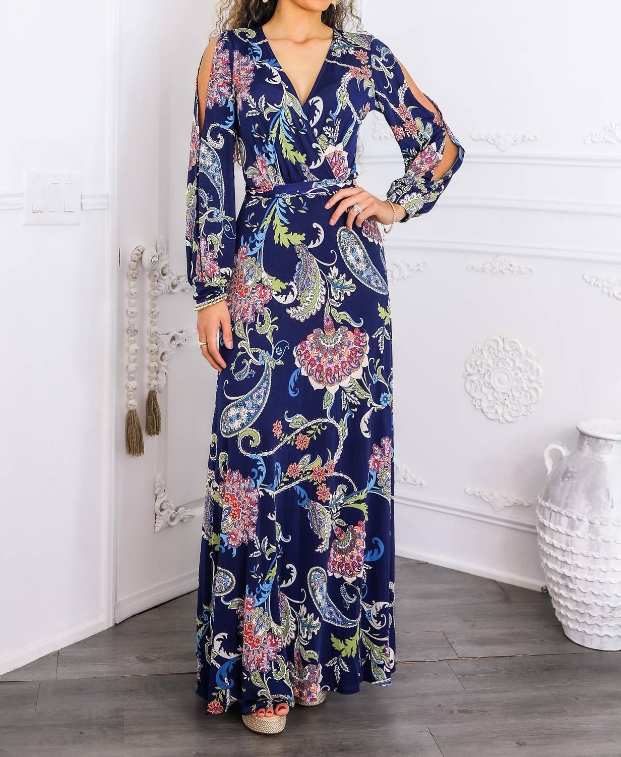 Surelymine - Paisley Cutout Maxi Dress With Long Sleeves