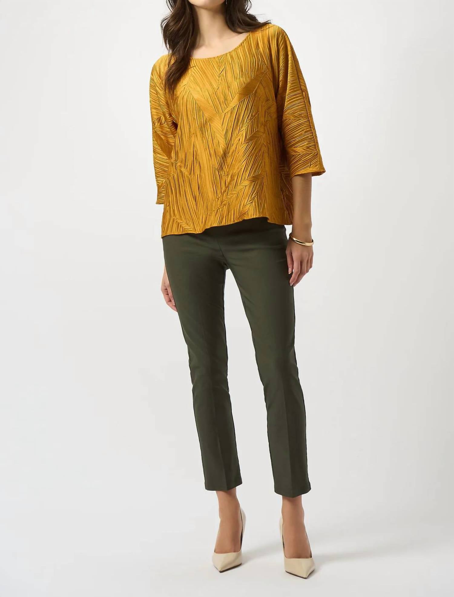 Joseph Ribkoff - Pleated Scoop Neckline 3/4 Sleeves Boxy Top