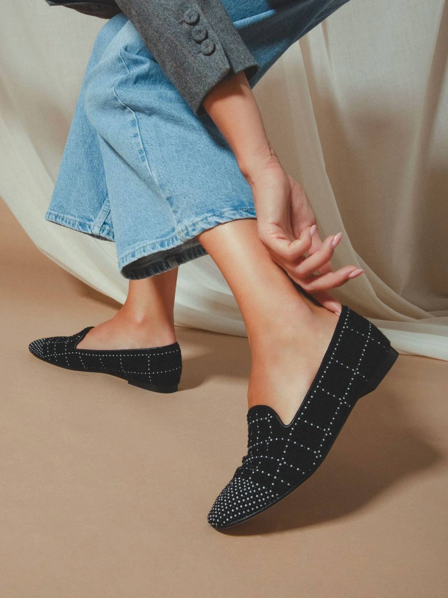 Arteana - Women's Boucle Flat Smoking Slipper