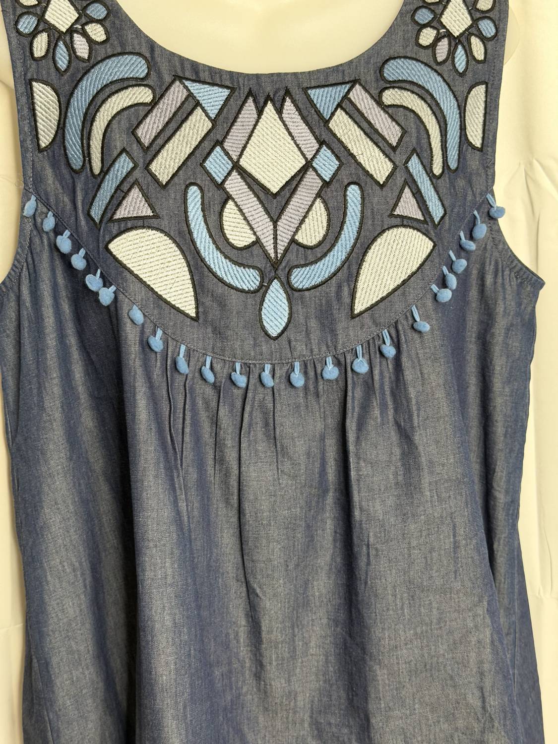 Thml - Women's Embroidered Pom Top