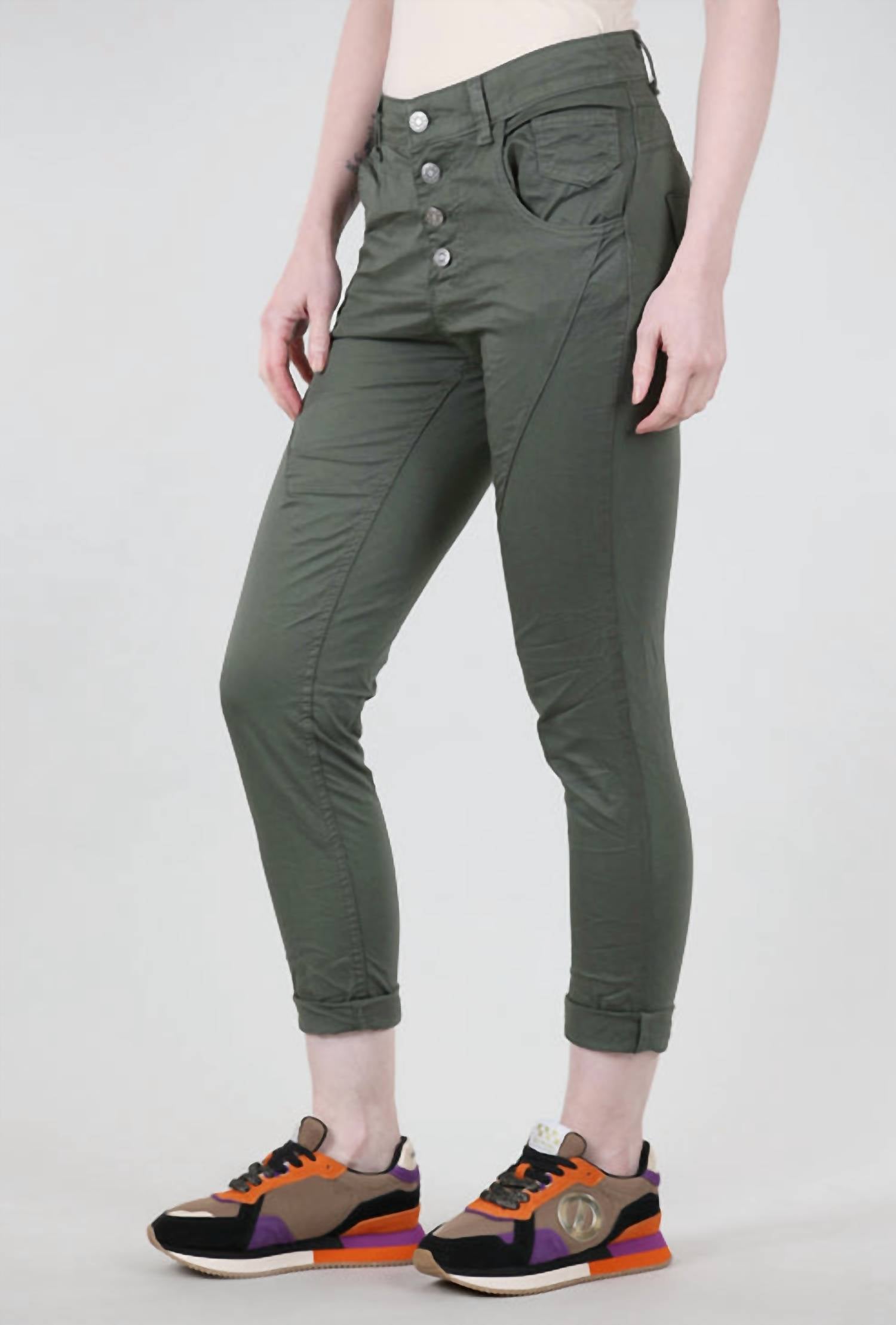 Femme Fatale - Four Button Signature Pant