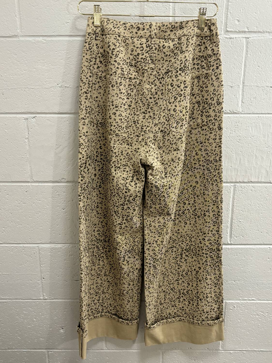 Entro - Women's Muted leopard print wide leg pant