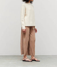 124 Voltaire - Winter Crew Neck Sweater