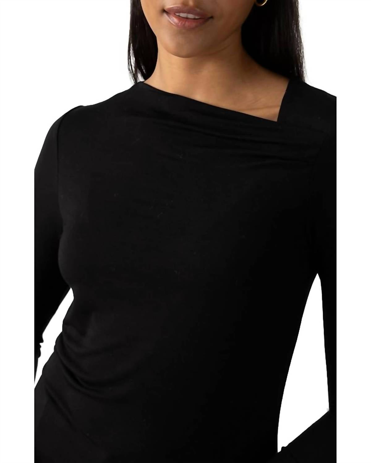 Sanctuary - Asymmetrical Neck Long Sleeve Top
