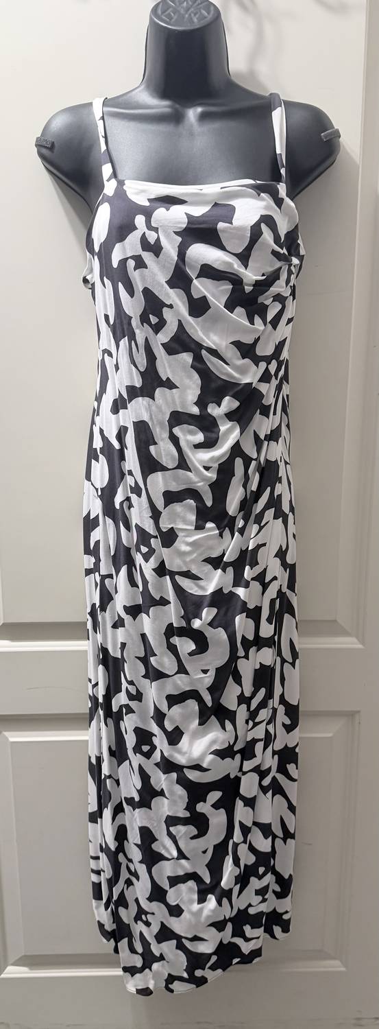 GRADE & GATHER Women's Connie Midi Dress in navy white - women's dress