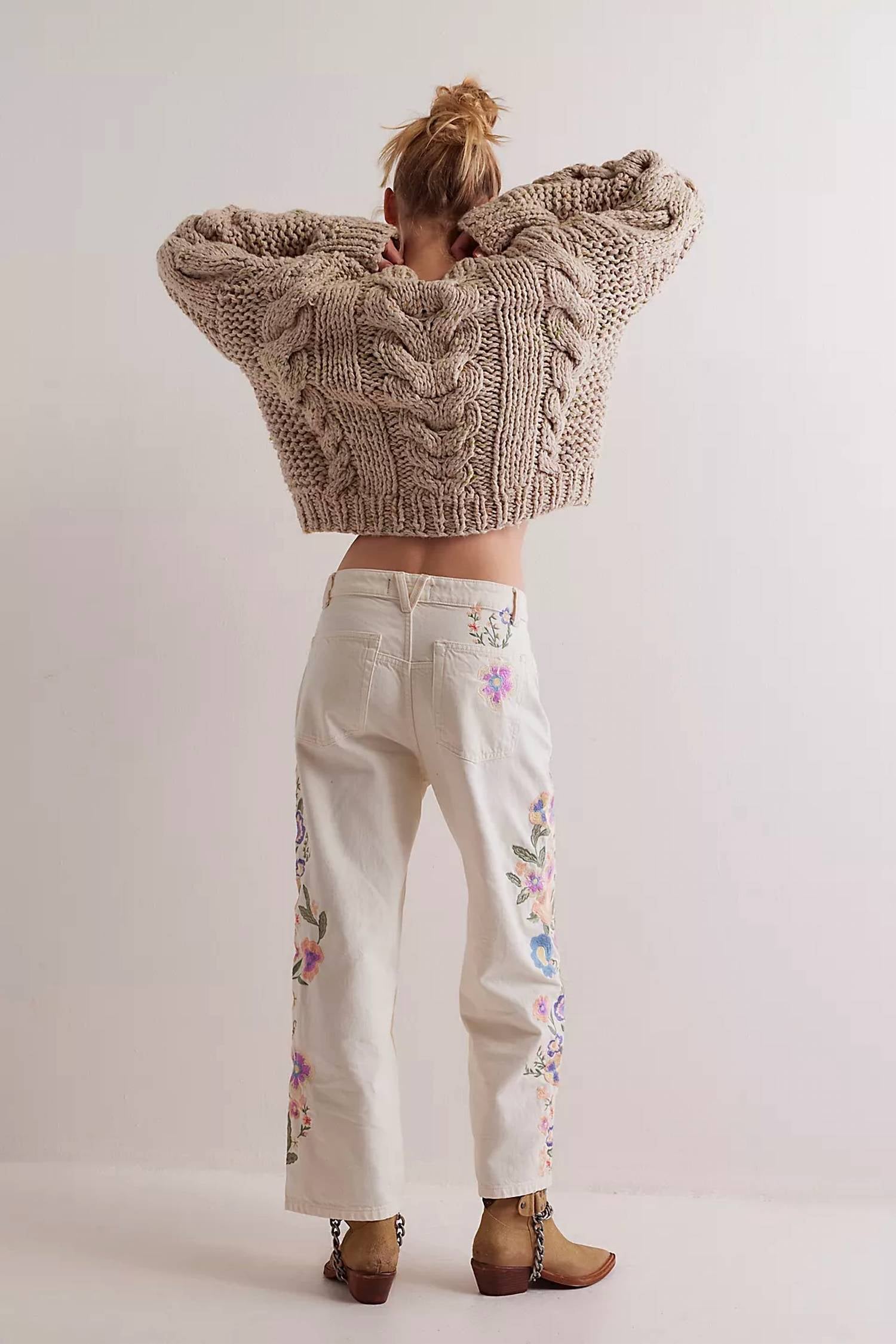 Free People - WILLOW FLORAL EMBROIDERED JEAN