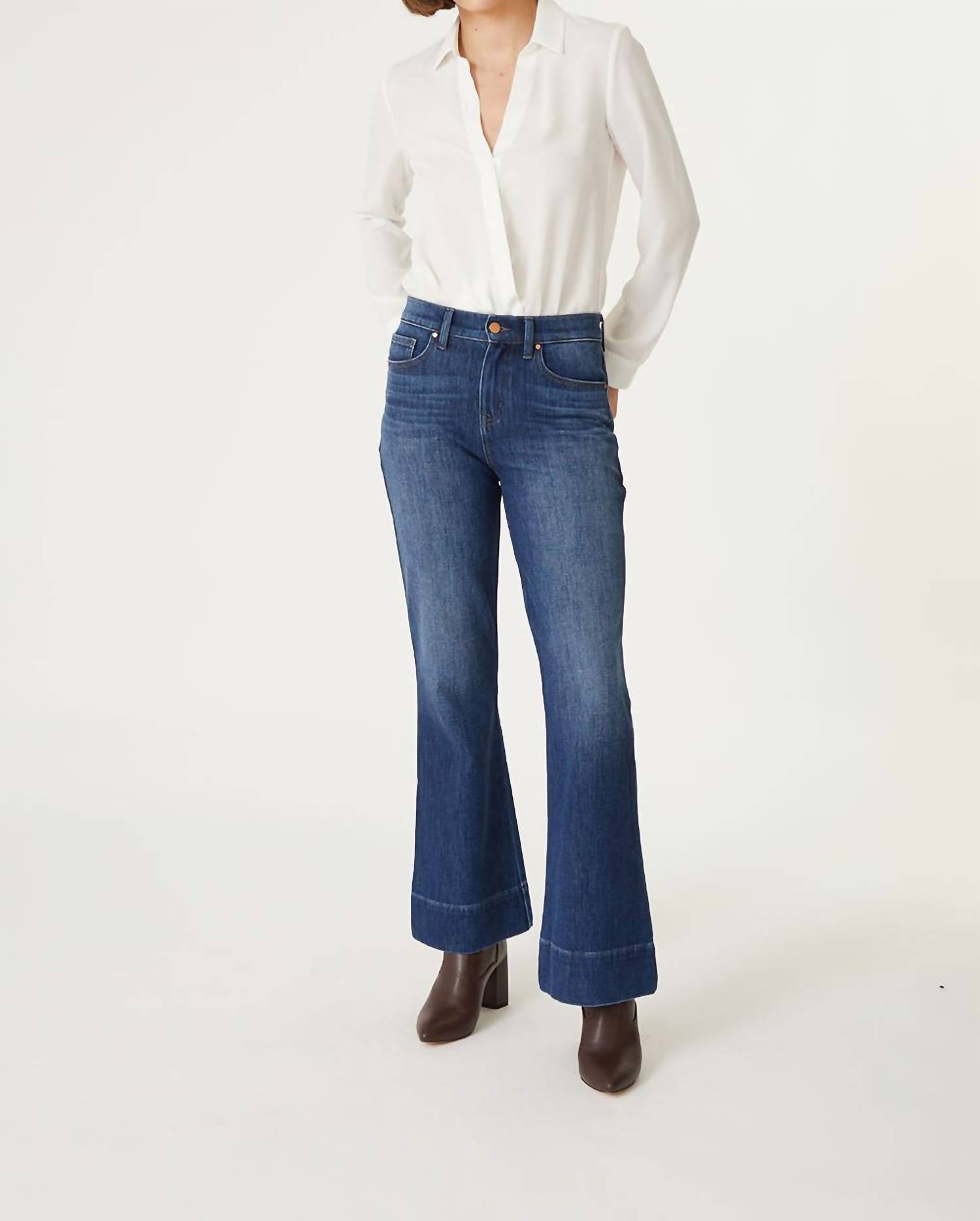 Level99 - Claudia Flare Mood Jean