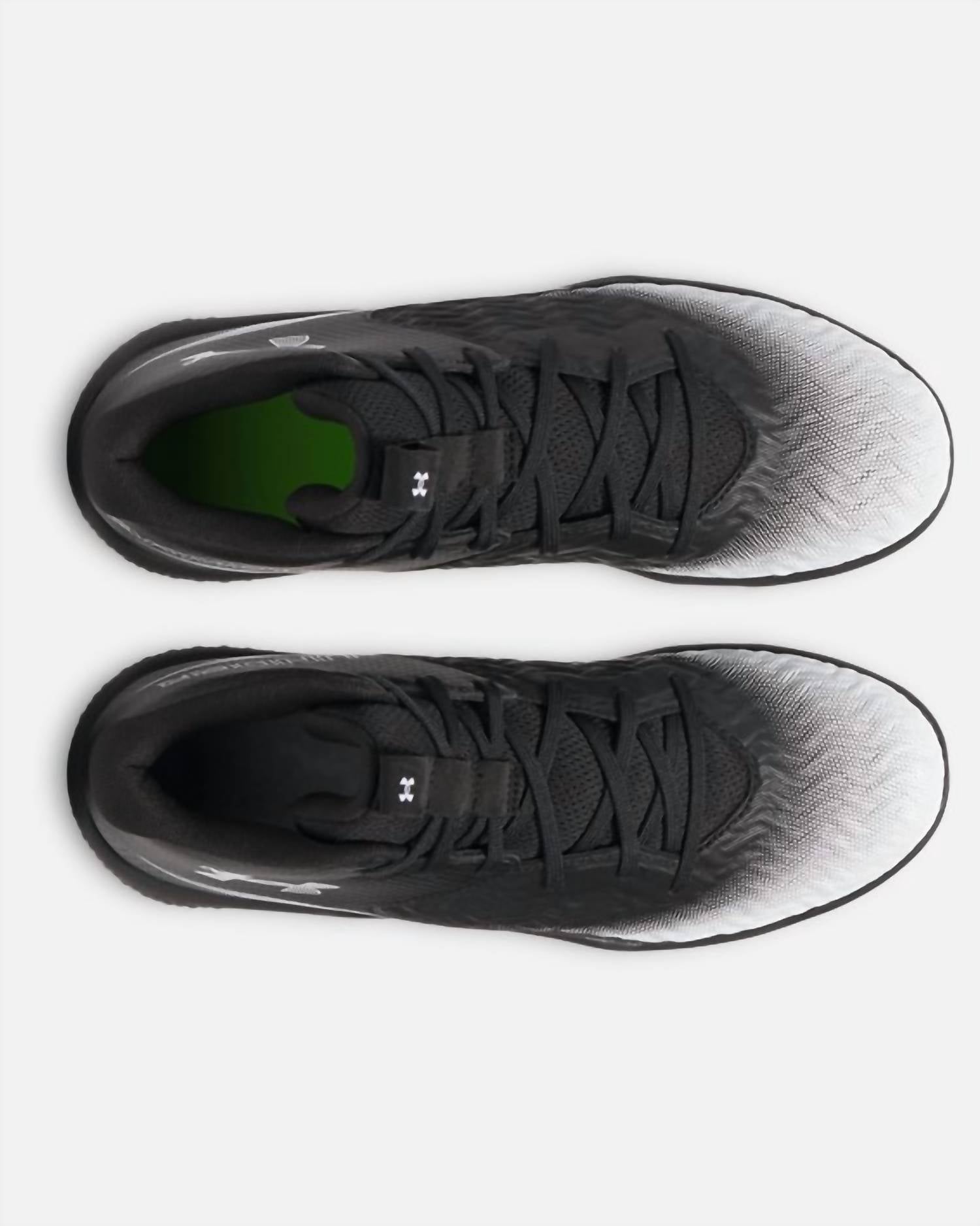 Under Armour - Men's Spotlight Mid Football Cleats