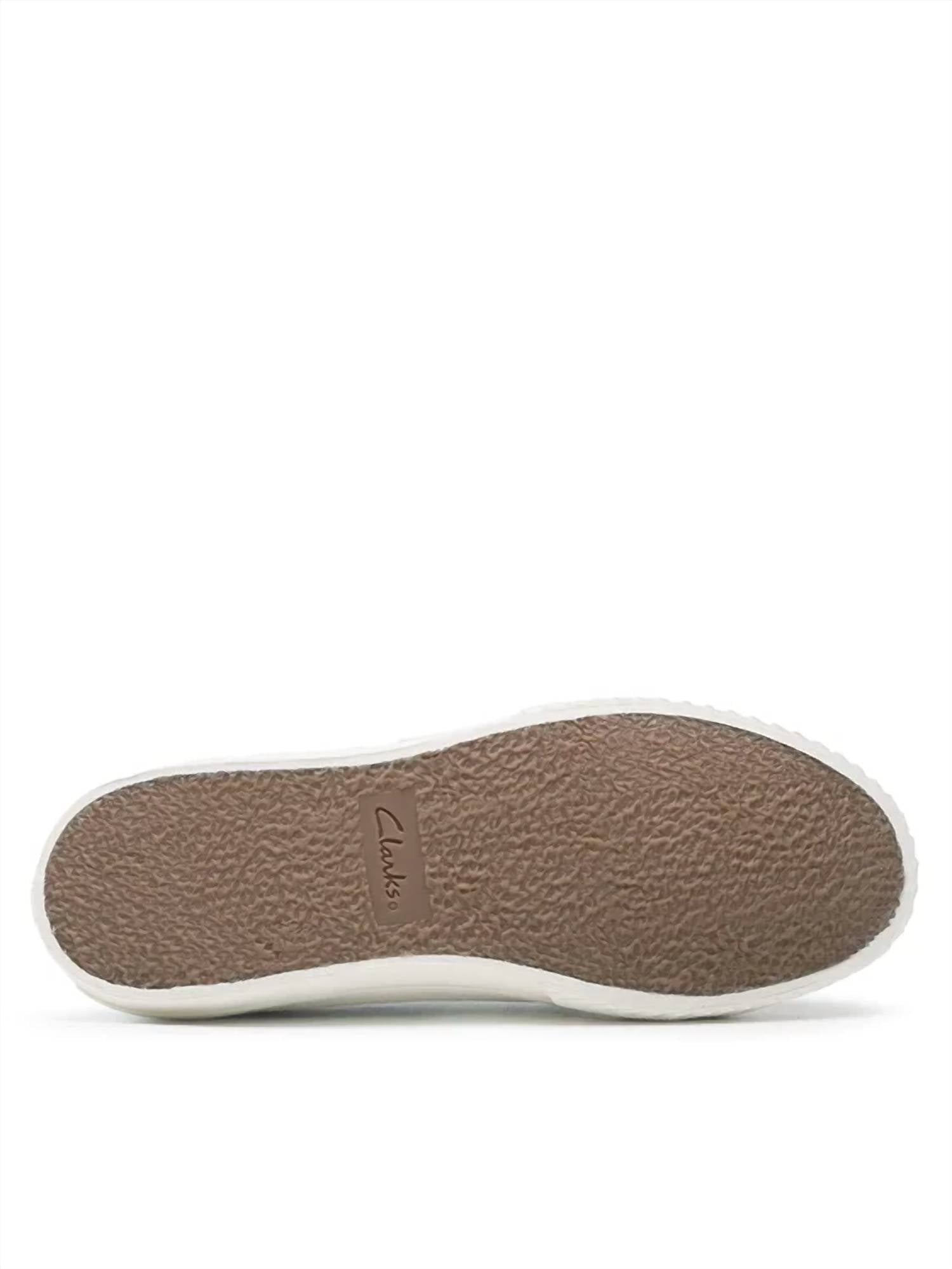 Clarks - Women's Roxby Lace Up Sneakers