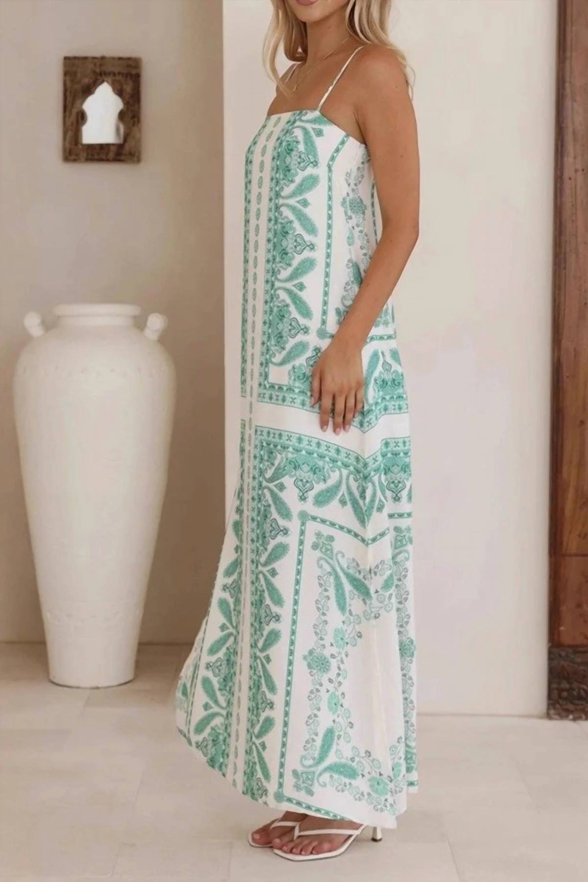 Sundayup - Paisley Sleeveless Maxi Dress