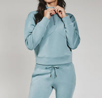 7Diamonds - Rev Crop Quarter Zip Pullover