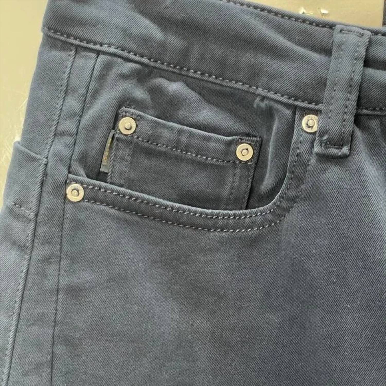 DL1961 - Women's Women's Rori Mid Rise Horseshoe Barrel Leg Jeans in blue - women's jeans - view 6