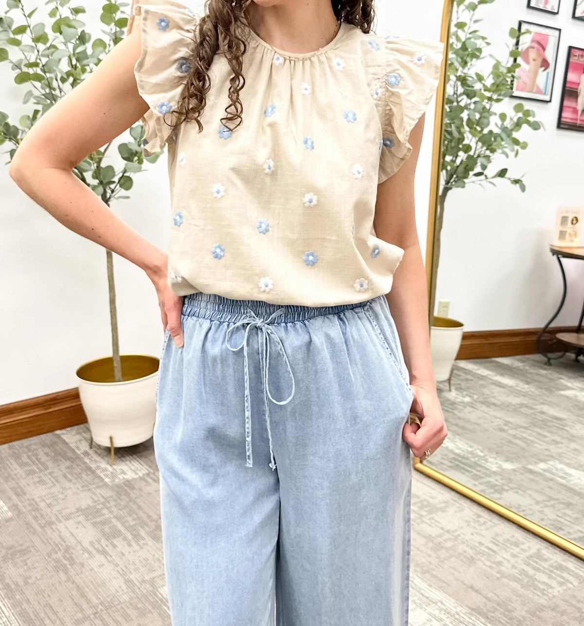 Hayden La - Blue Floral Embroidered Ruffle Sleeve Top
