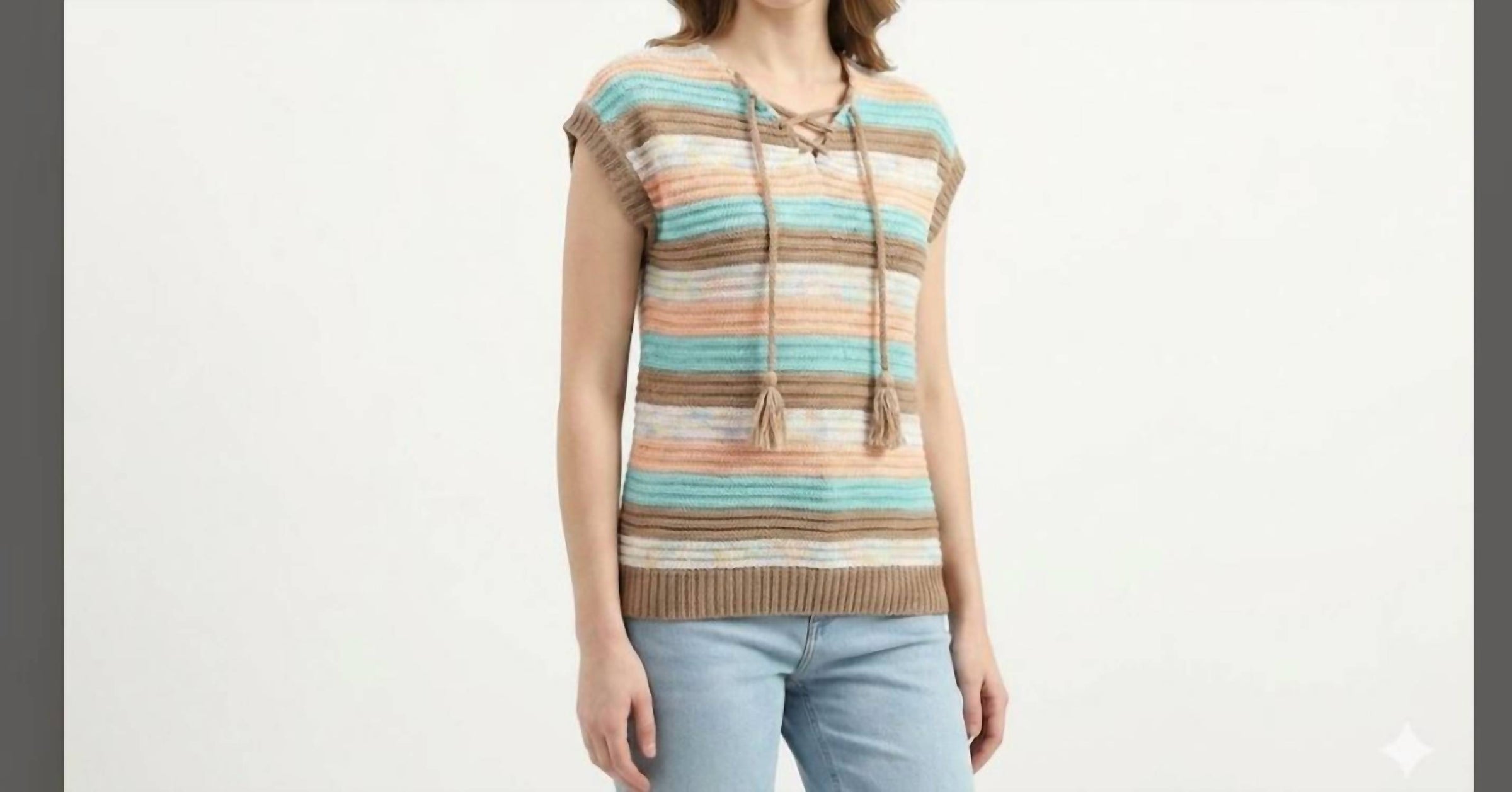 2 Liv - CROSSOVER V-NECK PULLOVER